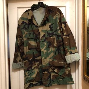 Unisex Thrifted Camouflage Jacket